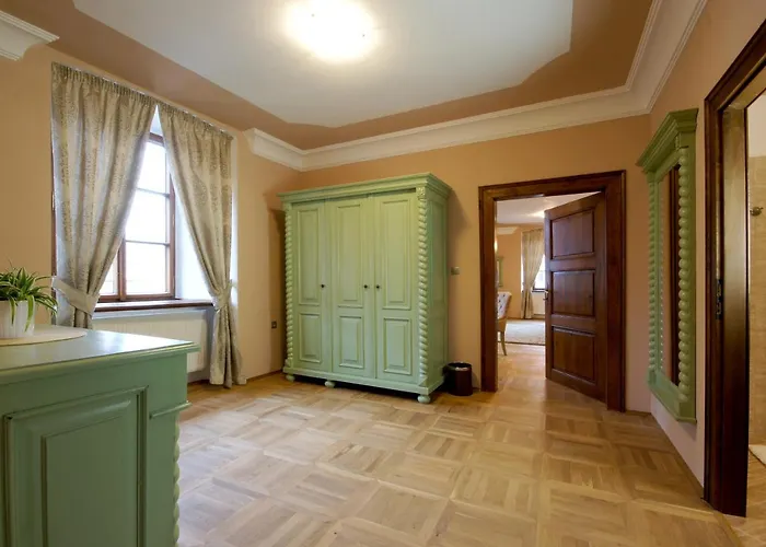 Apart-hotel Palace 4*