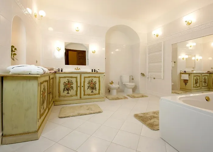 Palace 4* Kutna Hora